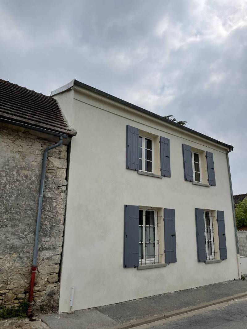 Ravalement à la chaux, Senlis 60300